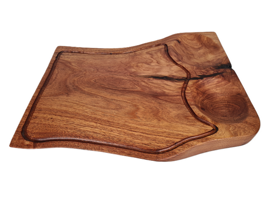 Schneidebrett mit zwei Saftmulden und mit Saftrille - Santa Holz