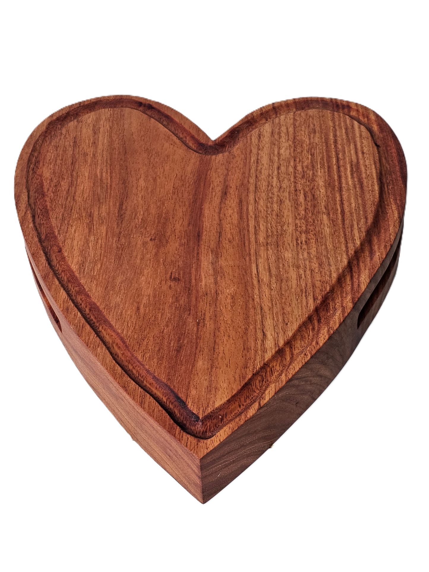 Holzschale in Herzform