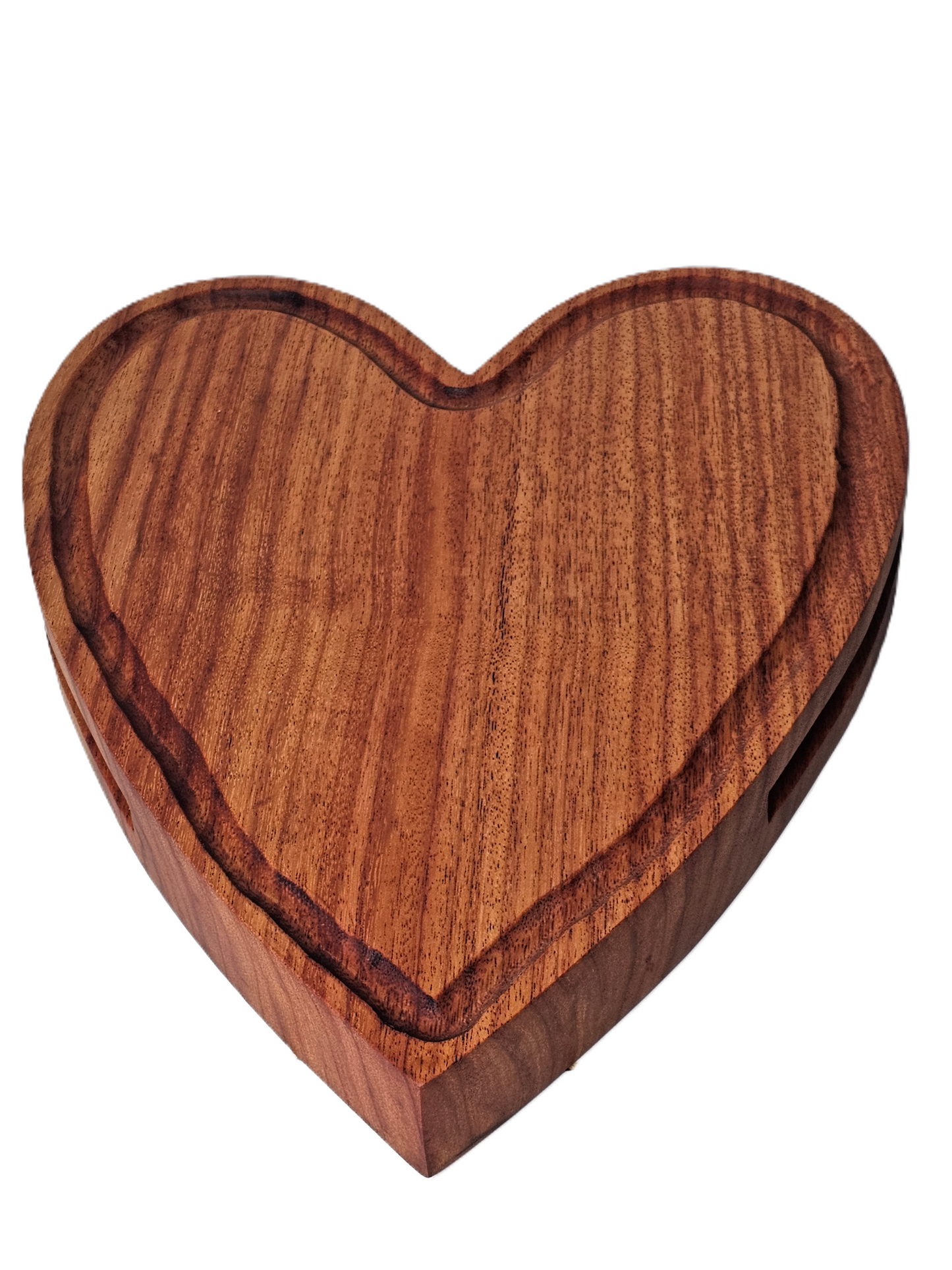 Holzschale in Herzform