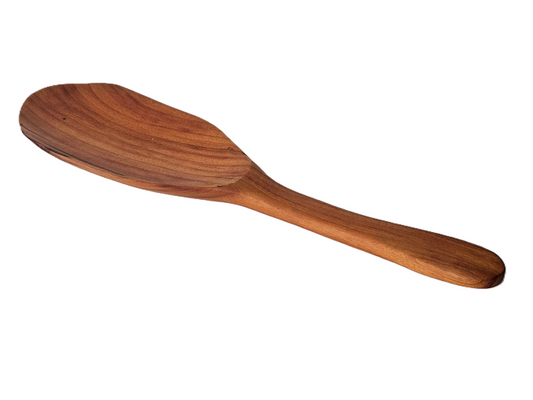 Servierer in Löffelform